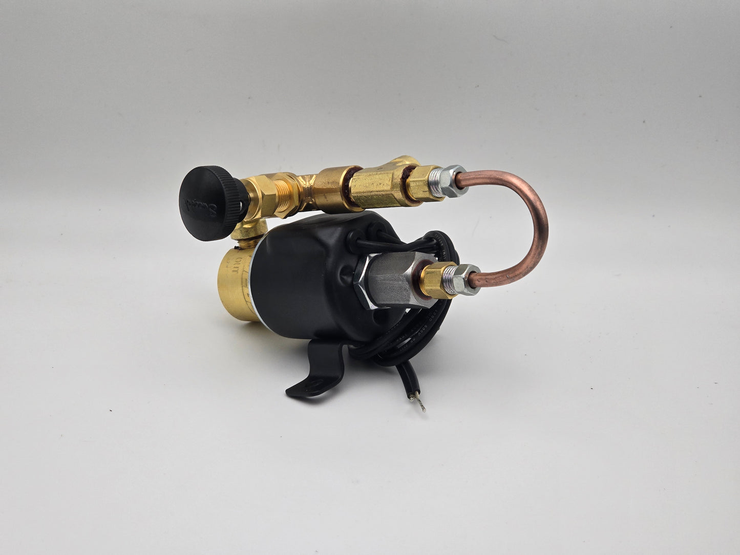 Hydraulic clutch slipper valve